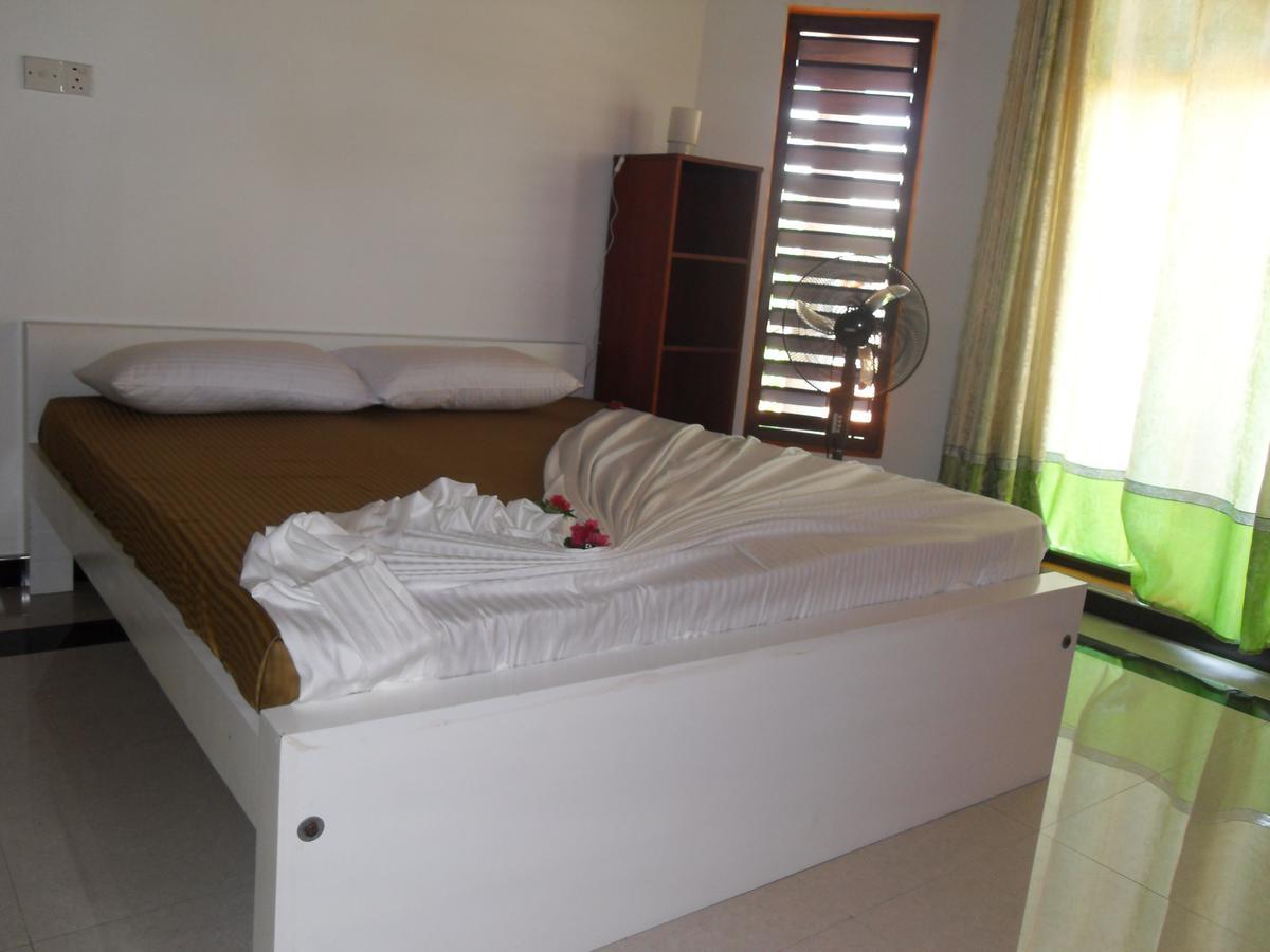 Bee Nest Bed & Breakfast Negombo Eksteriør bilde