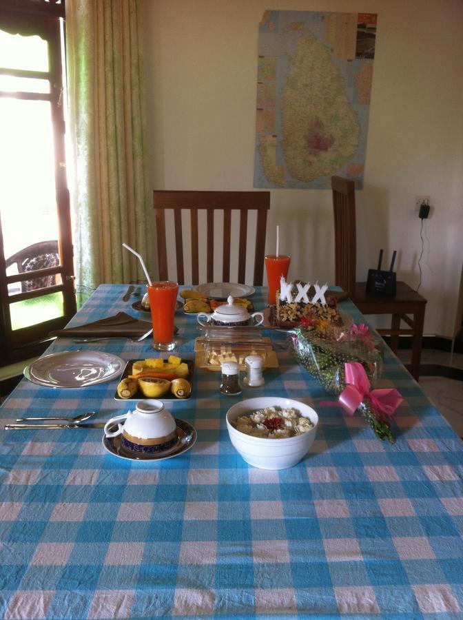Bee Nest Bed & Breakfast Negombo Eksteriør bilde