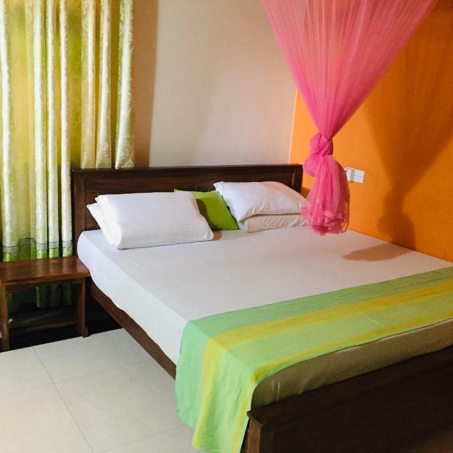 Bee Nest Bed & Breakfast Negombo Eksteriør bilde